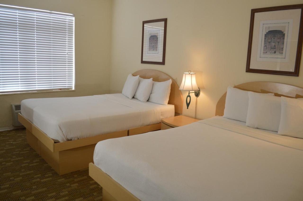 Island House South Beach (Adults Only) Маями Бийч Екстериор снимка